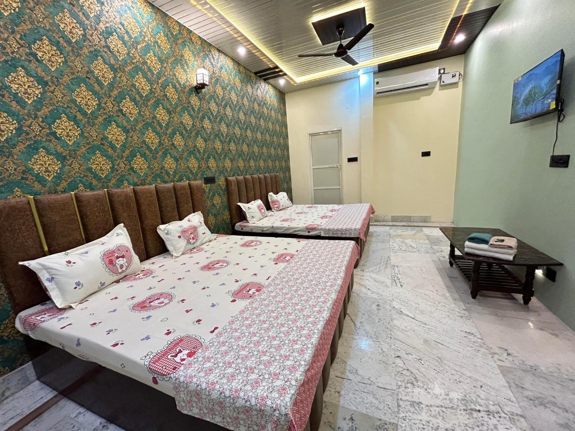 Temple Town Homes Assi Ghat Varanasi Exterior photo