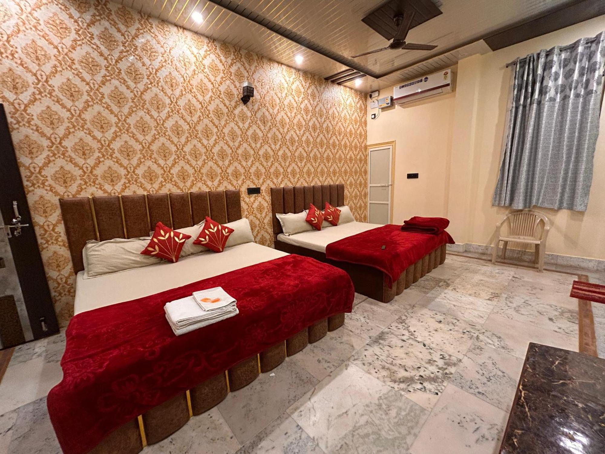 Temple Town Homes Assi Ghat Varanasi Exterior photo